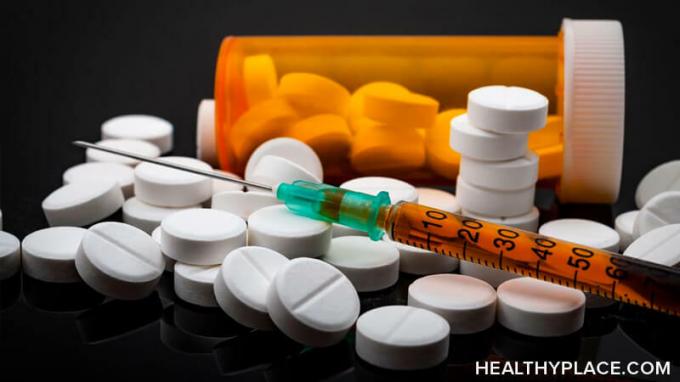 Spoznajte vrste opioidov in primere opioidov, ki vam bodo pomagali prepoznati, katera zdravila so opioidi. Podrobne informacije o HealthyPlace.